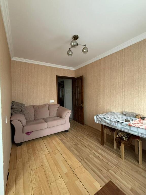 Satılır 4 otaqlı köhnə tikili, 95 m², Xalqlar dostluğu m.-10