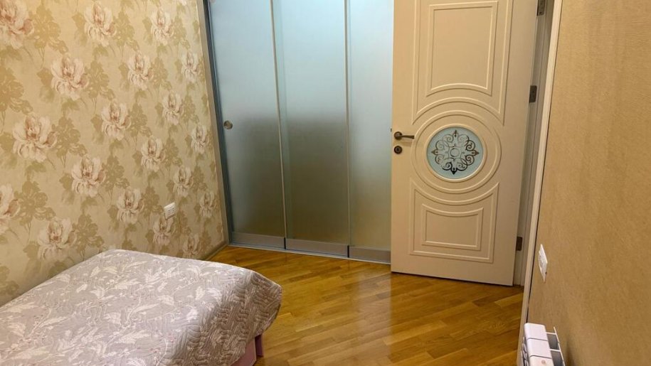 Kirayə verilir 4 otaqlı yeni tikili, 115 m², Nəsimi m.-4