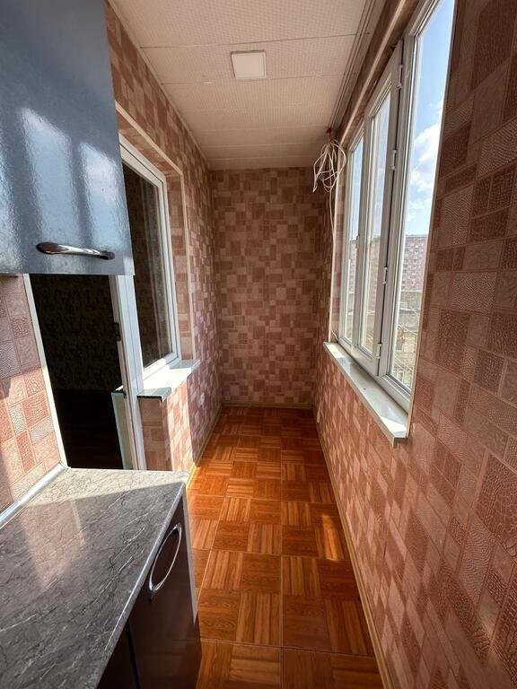 Kirayə verilir 2 otaqlı köhnə tikili, 42 m², İnşaatçılar m.-6