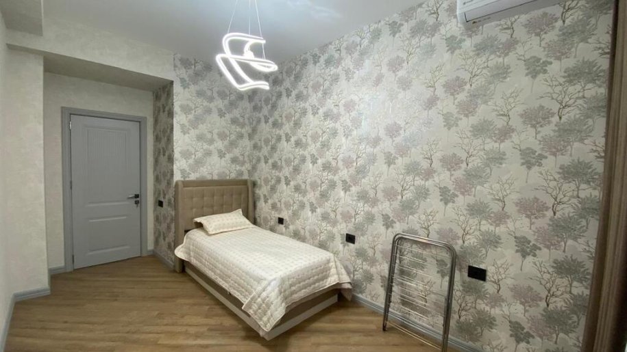 Kirayə verilir 3 otaqlı yeni tikili, 86 m², Elmlər Akademiyası m.-18