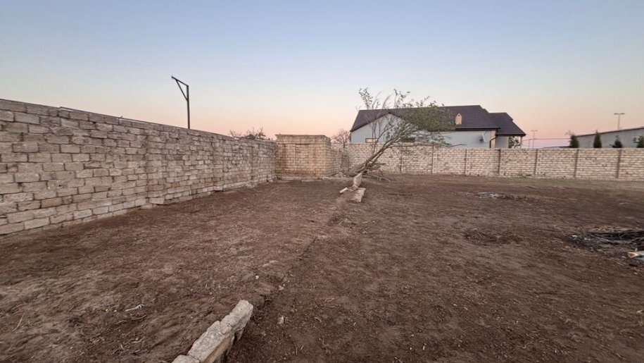 12 sot torpaq satılır, Xəzər-1