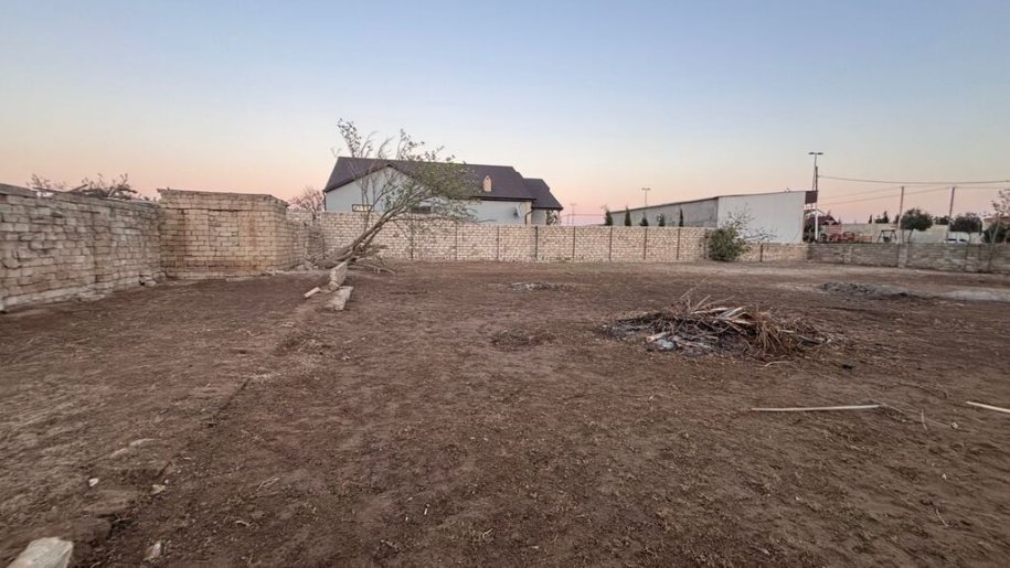 12 sot torpaq satılır, Xəzər-5