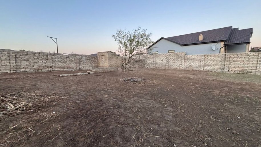 12 sot torpaq satılır, Xəzər-6