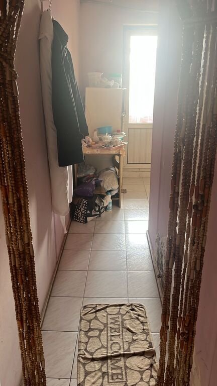 Satılır 1 otaqlı köhnə tikili, 42 m², İnşaatçılar m.-2