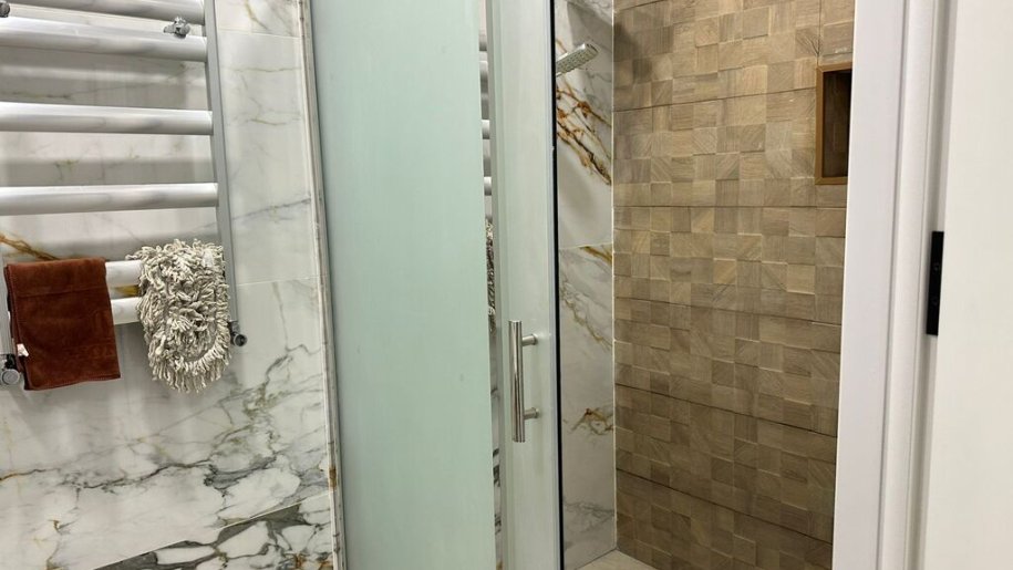 Satılır 2 otaqlı yeni tikili, 72 m², İnşaatçılar m.-6