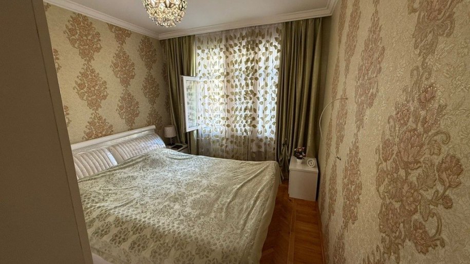 Satılır 2 otaqlı köhnə tikili, 65 m², Həzi Aslanov m.-5