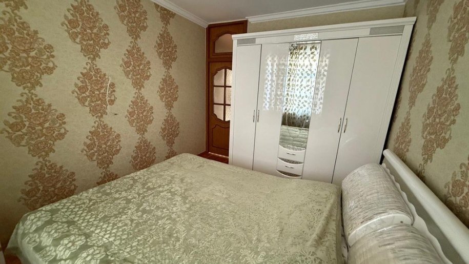 Satılır 2 otaqlı köhnə tikili, 65 m², Həzi Aslanov m.-8