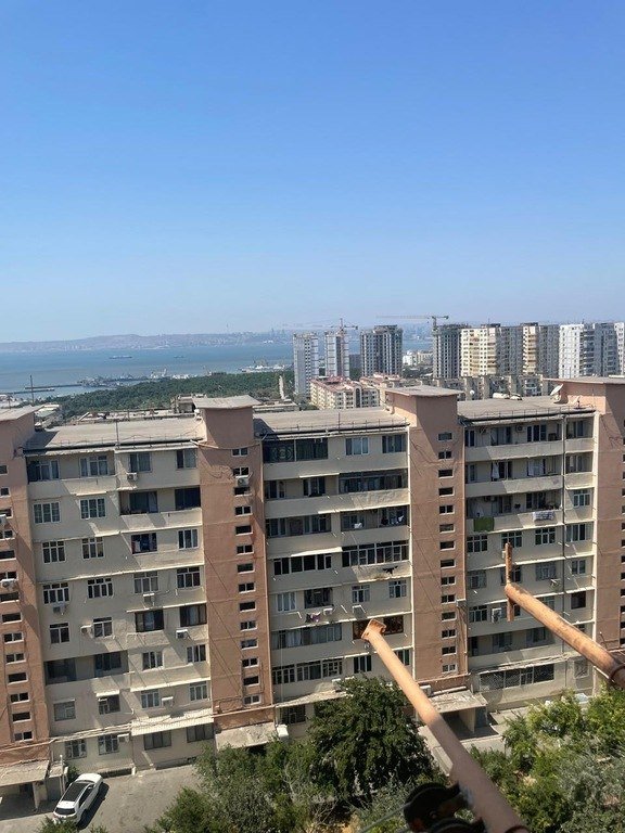 Satılır 2 otaqlı köhnə tikili, 65 m², Həzi Aslanov m.-11