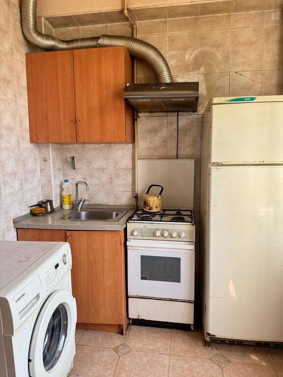 Kirayə verilir 1 otaqlı köhnə tikili, 38 m², 28 May m.-6