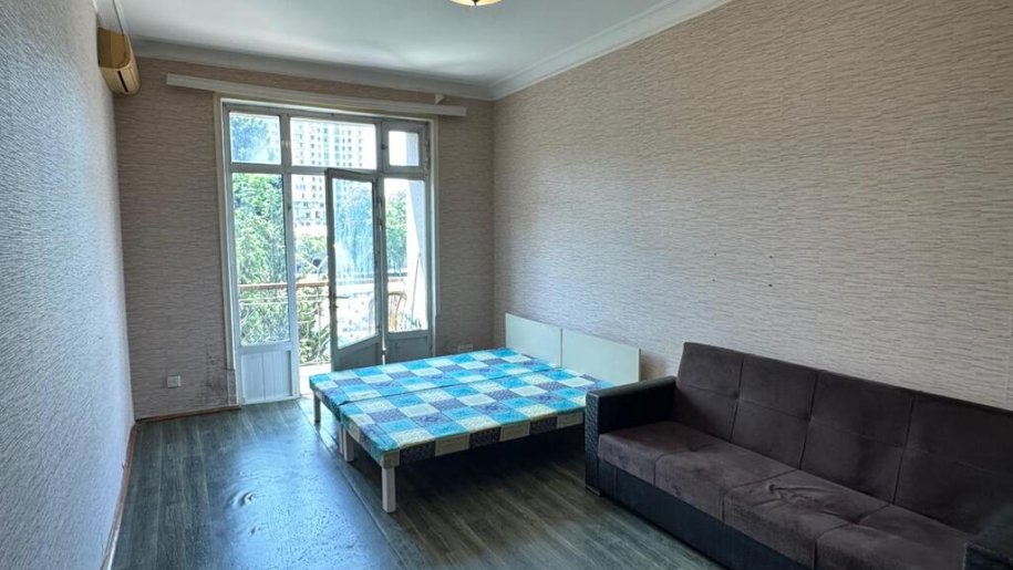 Kirayə verilir 1 otaqlı köhnə tikili, 38 m², 28 May m.-9