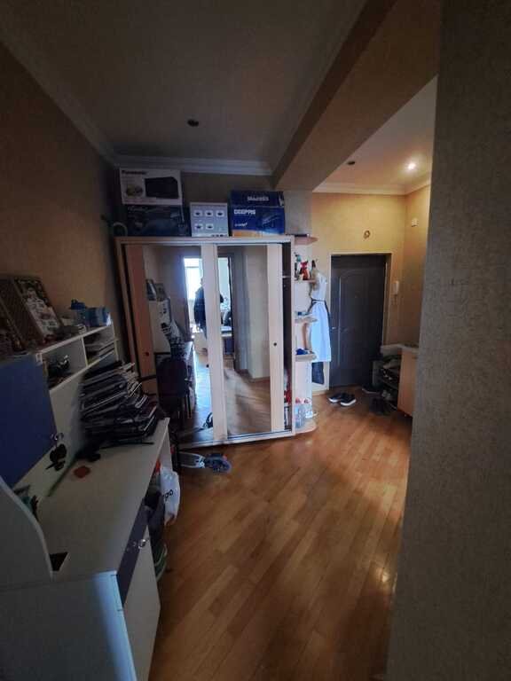 Satılır 1 otaqlı yeni tikili, 60 m², İnşaatçılar m.-4