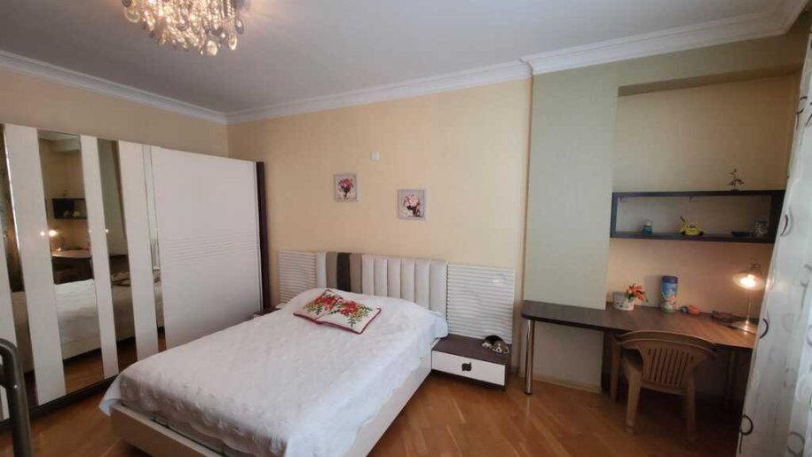 Kirayə verilir 2 otaqlı yeni tikili, 80 m², İnşaatçılar m.-6