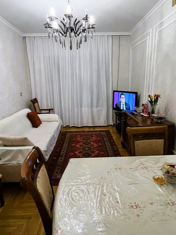 Satılır 3 otaqlı köhnə tikili, 85 m², Həzi Aslanov m.-2