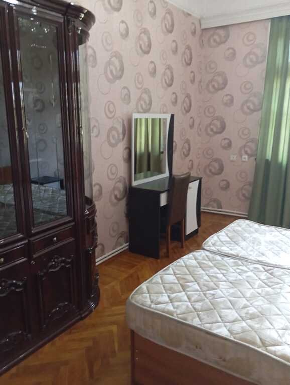 Kirayə verilir 3 otaqlı köhnə tikili, 100 m², Nizami m.-4