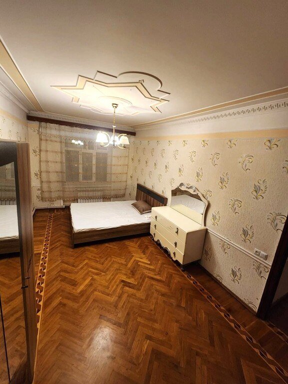 Kirayə verilir 4 otaqlı köhnə tikili, 100 m², Nəriman Nərimanov m.-6