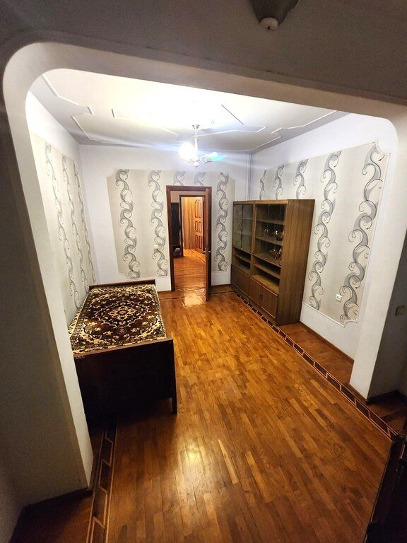 Kirayə verilir 4 otaqlı köhnə tikili, 100 m², Nəriman Nərimanov m.-11