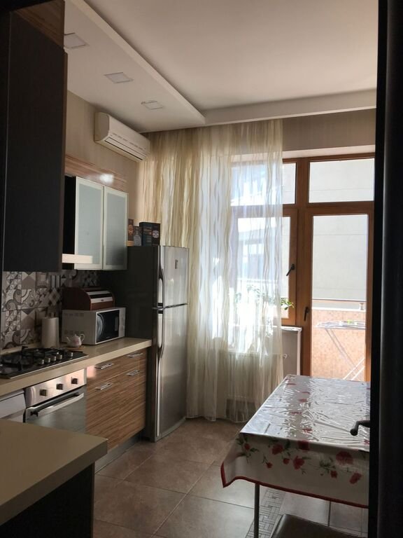 Kirayə verilir 3 otaqlı yeni tikili, 107 m², Elmlər Akademiyası m.-9