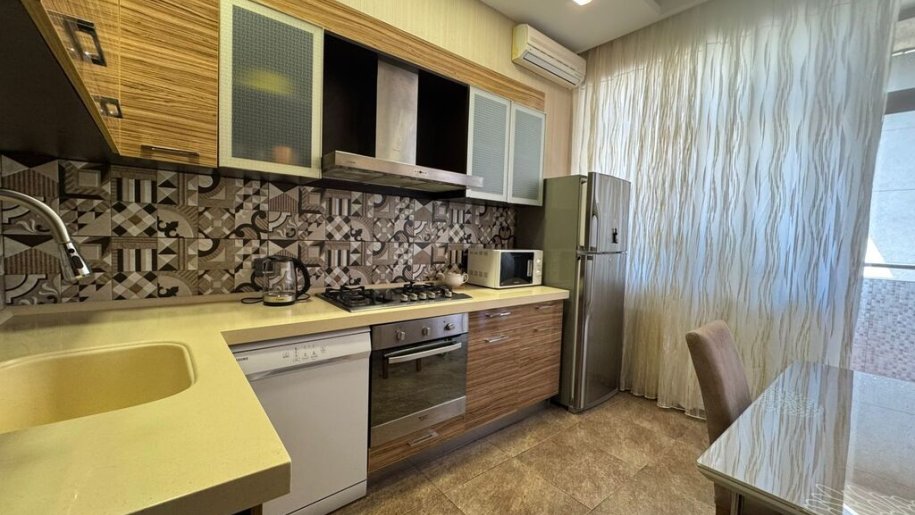 Kirayə verilir 3 otaqlı yeni tikili, 100 m², Elmlər Akademiyası m.-10