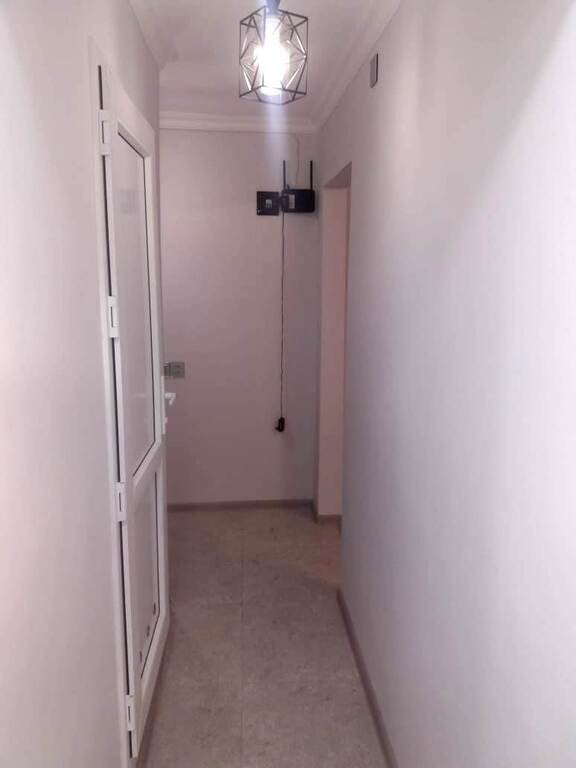Satılır 1 otaqlı köhnə tikili, 30 m², İnşaatçılar m.-10