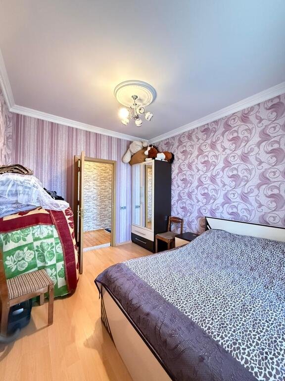 Satılır 2 otaqlı köhnə tikili, 60 m², Həzi Aslanov m.-8