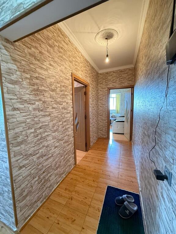 Satılır 2 otaqlı köhnə tikili, 60 m², Həzi Aslanov m.-14