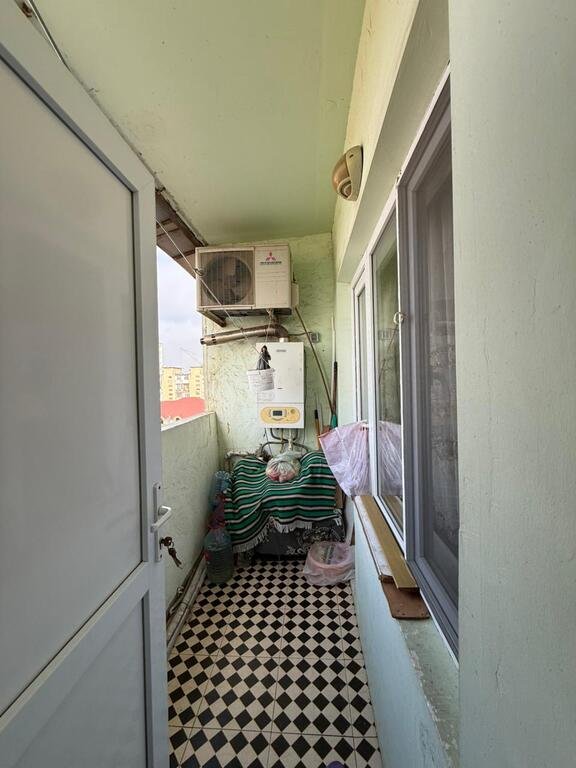 Satılır 2 otaqlı köhnə tikili, 60 m², Həzi Aslanov m.-19