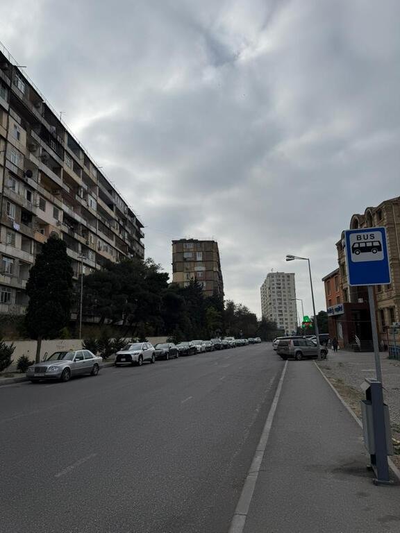 Satılır 2 otaqlı köhnə tikili, 60 m², Həzi Aslanov m.-24