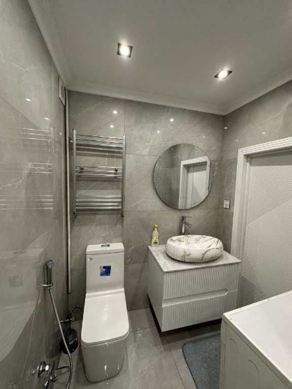 Kirayə verilir 3 otaqlı yeni tikili, 120 m², Sahil m.-9