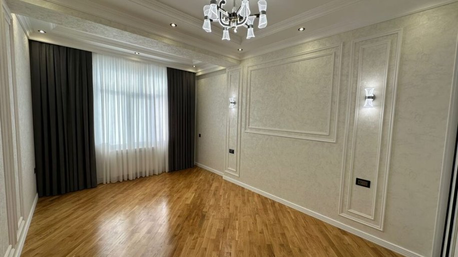 Satılır 3 otaqlı yeni tikili, 136 m², Xalqlar dostluğu m.-7