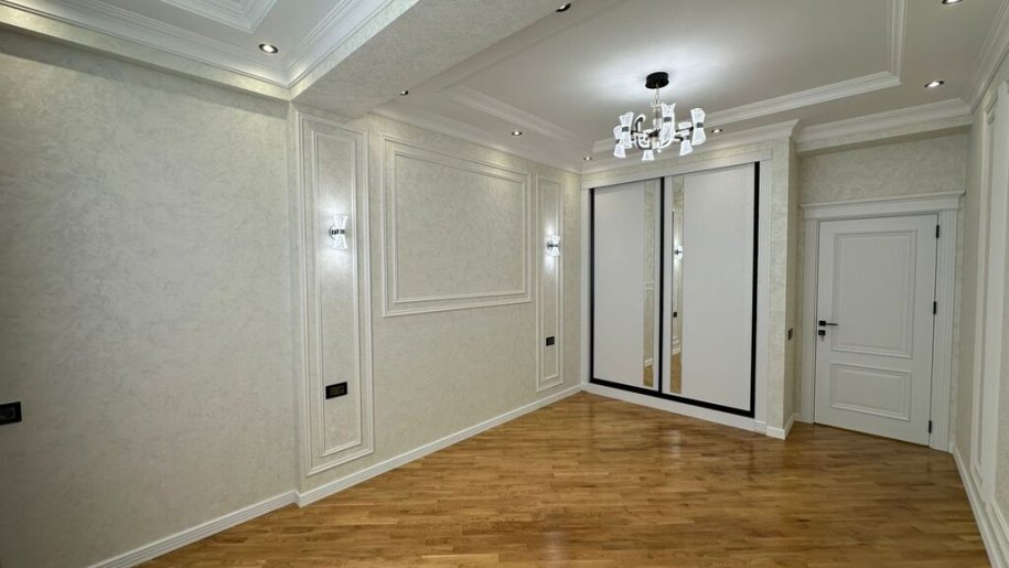 Satılır 3 otaqlı yeni tikili, 136 m², Xalqlar dostluğu m.-8