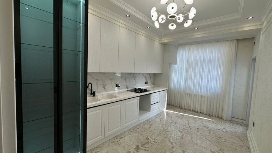 Satılır 3 otaqlı yeni tikili, 136 m², Xalqlar dostluğu m.-10