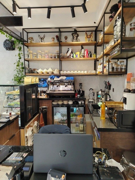 40 m<sup>2</sup> obyekt satılır, Elmlər Akademiyası m.-6