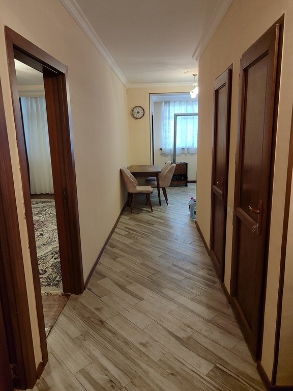 Satılır 3 otaqlı köhnə tikili, 80 m², Gəncə-4