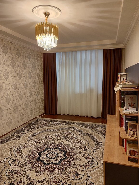 Satılır 3 otaqlı köhnə tikili, 80 m², Gəncə-8