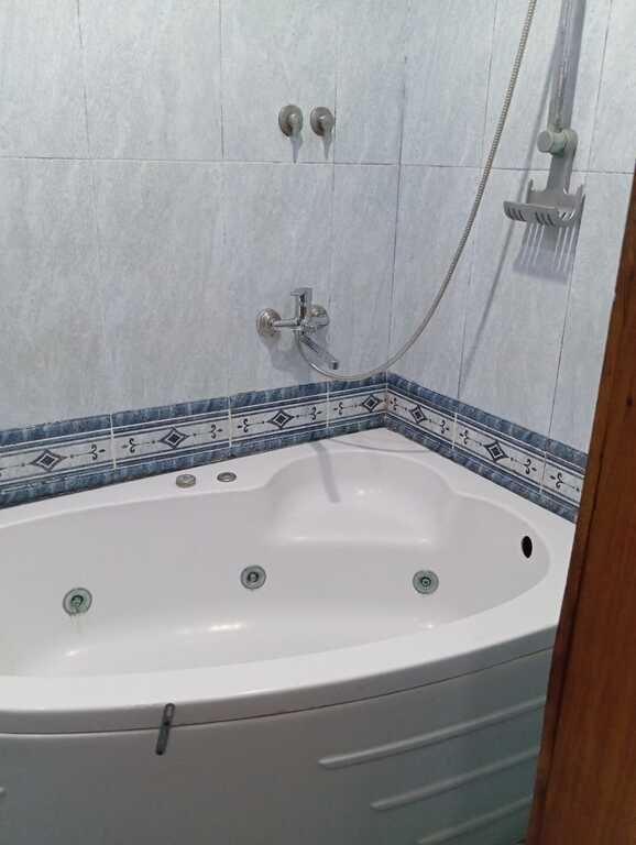 Kirayə verilir 3 otaqlı köhnə tikili, 90 m², Nizami m.-3