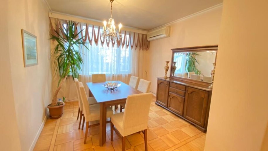 Kirayə verilir 3 otaqlı köhnə tikili, 110 m², Sahil m.-2