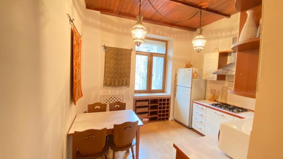 Kirayə verilir 3 otaqlı köhnə tikili, 110 m², Sahil m.-7