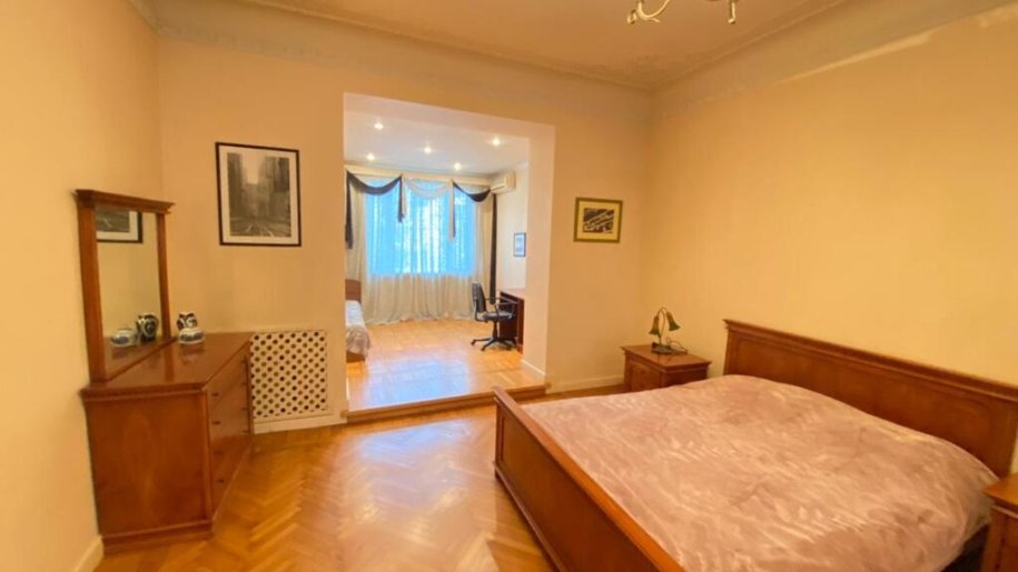 Kirayə verilir 3 otaqlı köhnə tikili, 110 m², Sahil m.-13