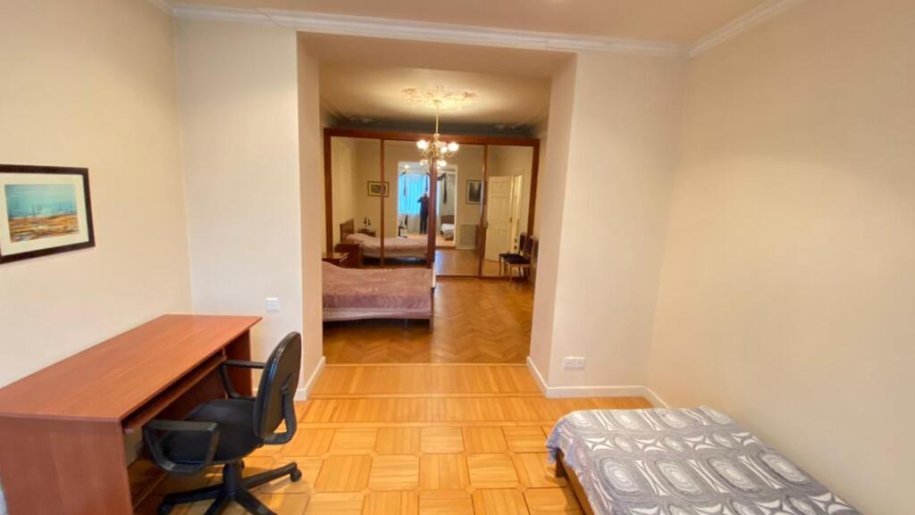 Kirayə verilir 3 otaqlı köhnə tikili, 110 m², Sahil m.-23
