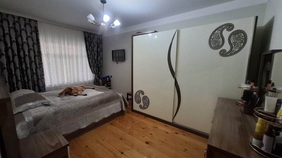 Satılır 3 otaqlı köhnə tikili, 70 m², Hövsan-3