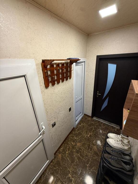 Satılır 3 otaqlı köhnə tikili, 65 m², İnşaatçılar m.-3