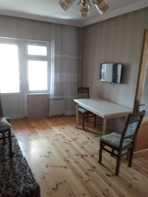 Satılır 1 otaqlı köhnə tikili, 37 m², Suraxanı-1
