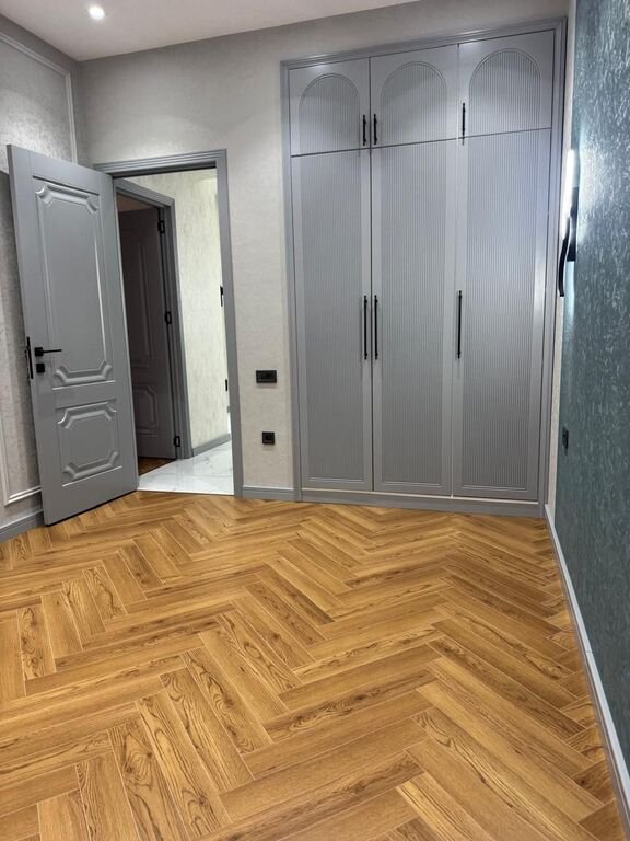 Satılır 2 otaqlı yeni tikili, 67 m², 28 May m.-1