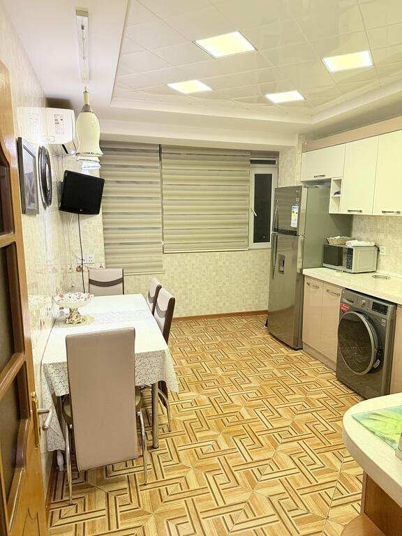 Satılır 2 otaqlı köhnə tikili, 51 m², Əhmədli m.-1