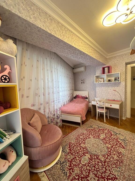 Satılır 4 otaqlı yeni tikili, 170 m², Elmlər Akademiyası m.-14