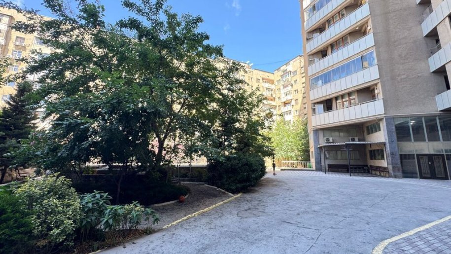 Kirayə verilir 3 otaqlı yeni tikili, 100 m², Elmlər Akademiyası m.-12