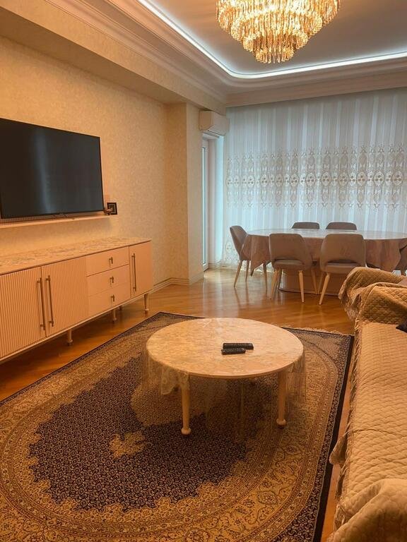 Kirayə verilir 3 otaqlı yeni tikili, 110 m², Xətai m.-1