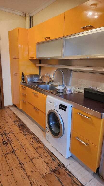 Satılır 3 otaqlı köhnə tikili, 80 m², Xalqlar dostluğu m.-8