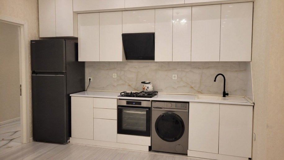 Kirayə verilir 2 otaqlı yeni tikili, 85 m², Xətai m.-2