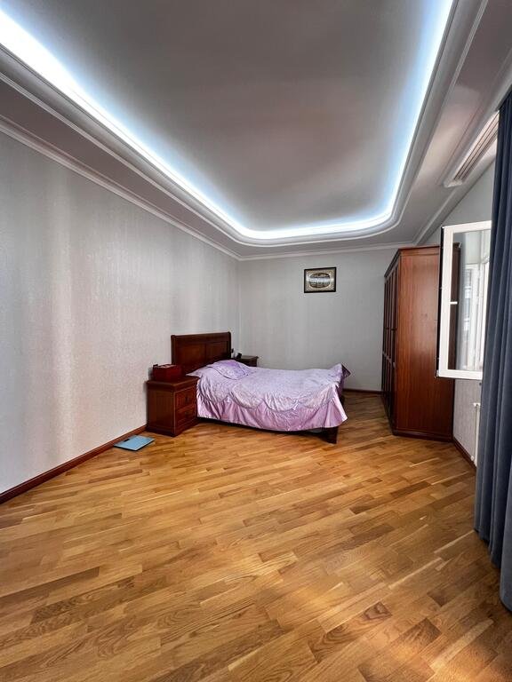 Satılır 3 otaqlı yeni tikili, 154 m², 28 May m.-2